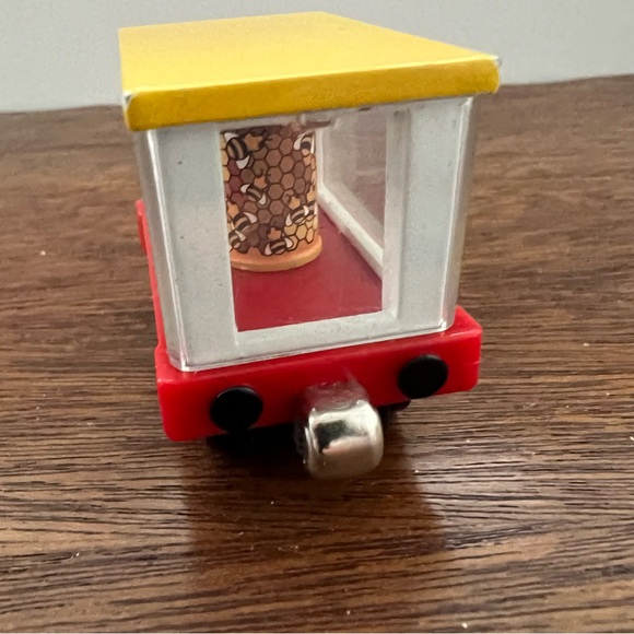 Thomas & Friends Train Engine Take n Play Along Diecast the Bees 2009 Car - Picture 3 of 5